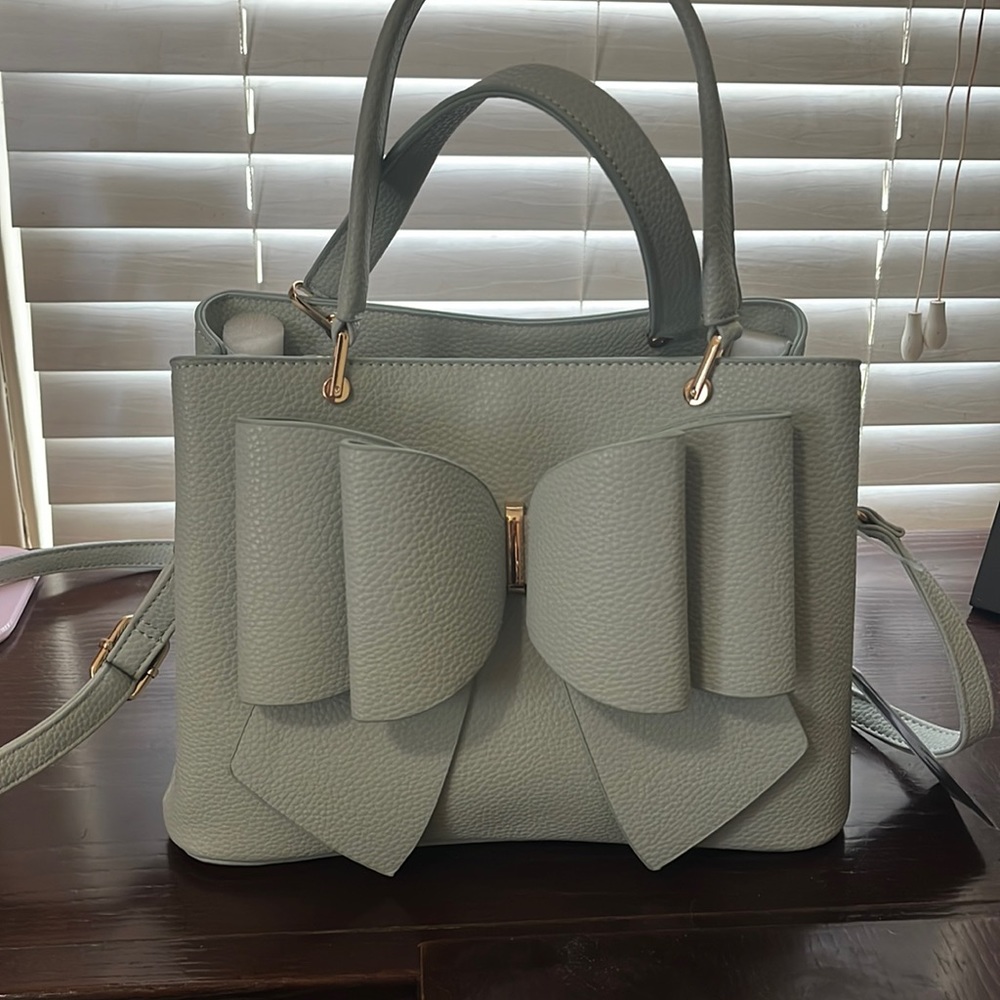 Grossi Soft Blue Purse